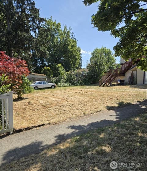 Photo of 830 832 19th Avenue, Seattle, WA 98122 (MLS # 2546155)