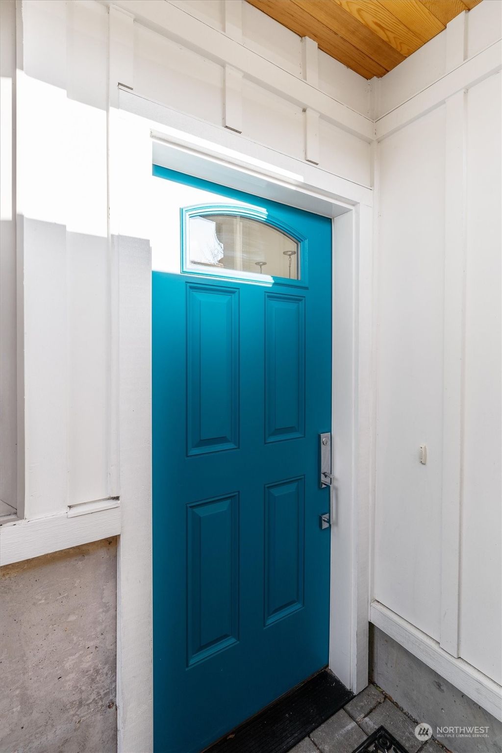 Photo of 915 Martin Luther King Jr Way #B, Seattle, WA 98122 (MLS # 2321871)