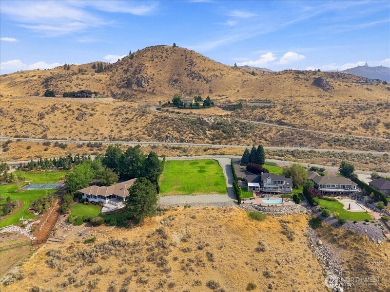 125 Highpoint Lane