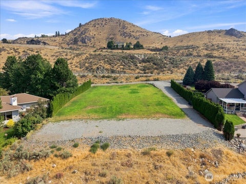 Photo of 125 Highpoint Lane LN, Chelan, WA 98816 (MLS # 2570693)