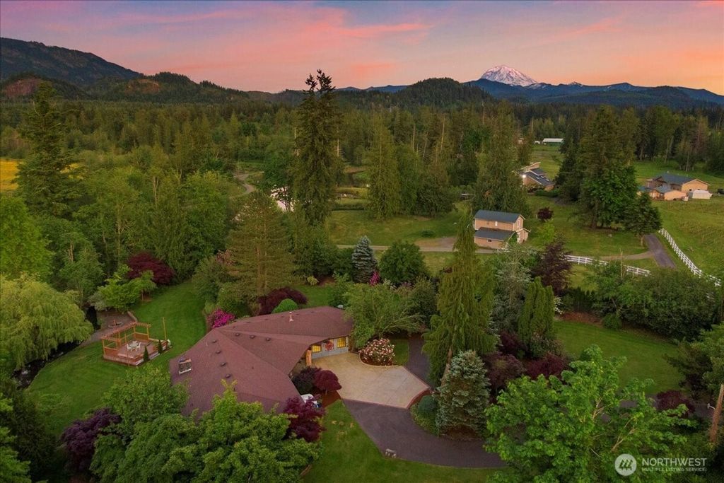 Photo of 41506 292nd Way SE, Enumclaw, WA 98022 (MLS # 2387029)