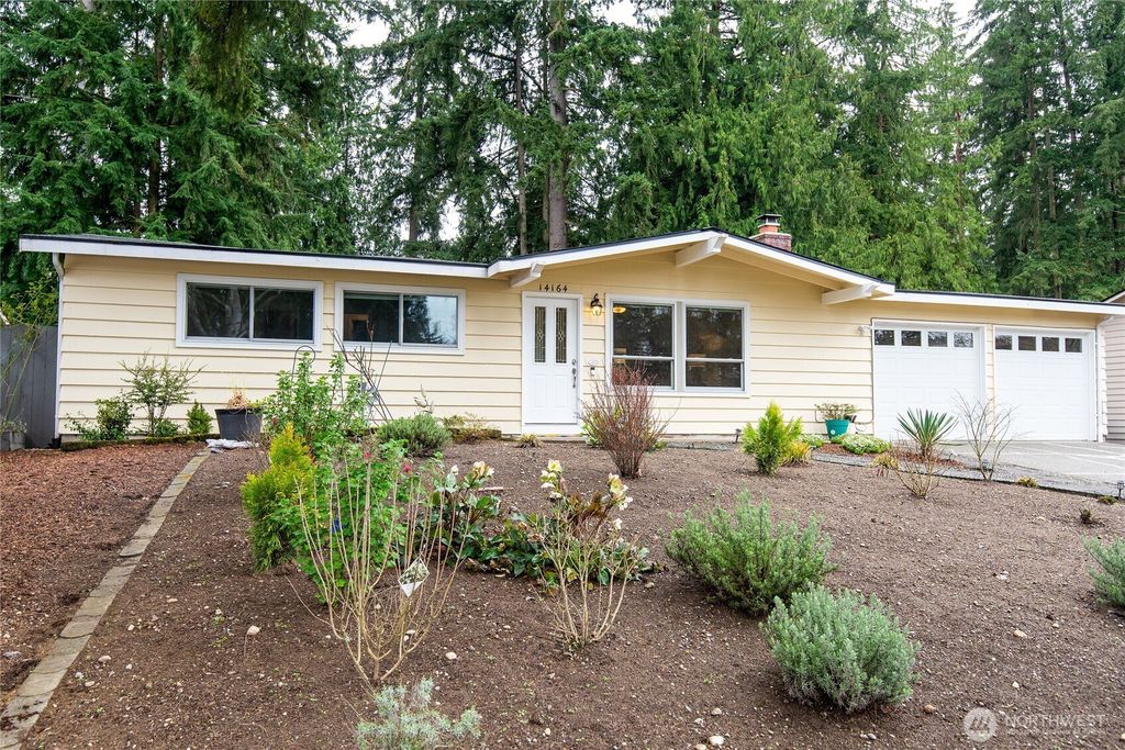 Photo of 14164 104th Pl Pl NE, Kirkland, WA 98034 (MLS # 2348755)