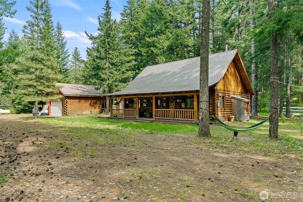 Photo of 40 Lake Cle Elum Dam Road, Ronald, WA 98940 (MLS # 2557400)