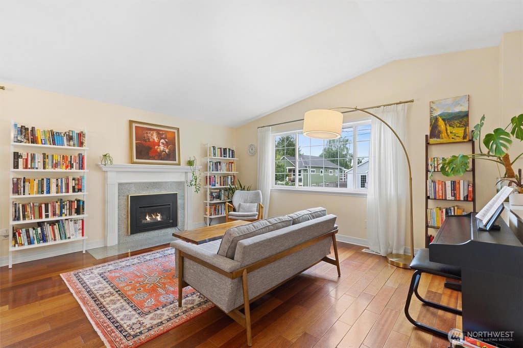 Photo of 3238 Walnut Avenue SW, Seattle, WA 98116 (MLS # 2537408)