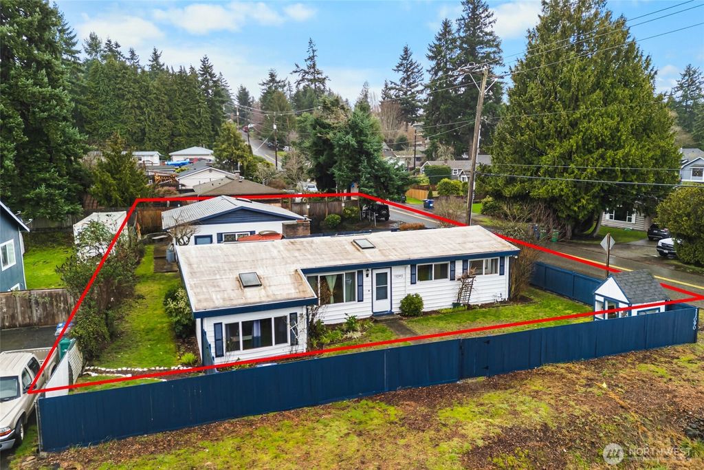 Photo of 11090 25th Avenue SW, Seattle, WA 98146 (MLS # 2464343)