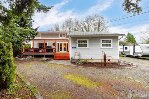 Photo of 9543 Columbia Way, Sedro Woolley, WA 98284 (MLS # 2510528)
