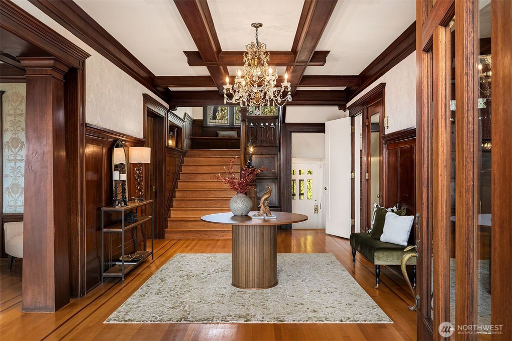 Photo of 3105 Cascadia Avenue S, Seattle, WA 98144 (MLS # 2345655)