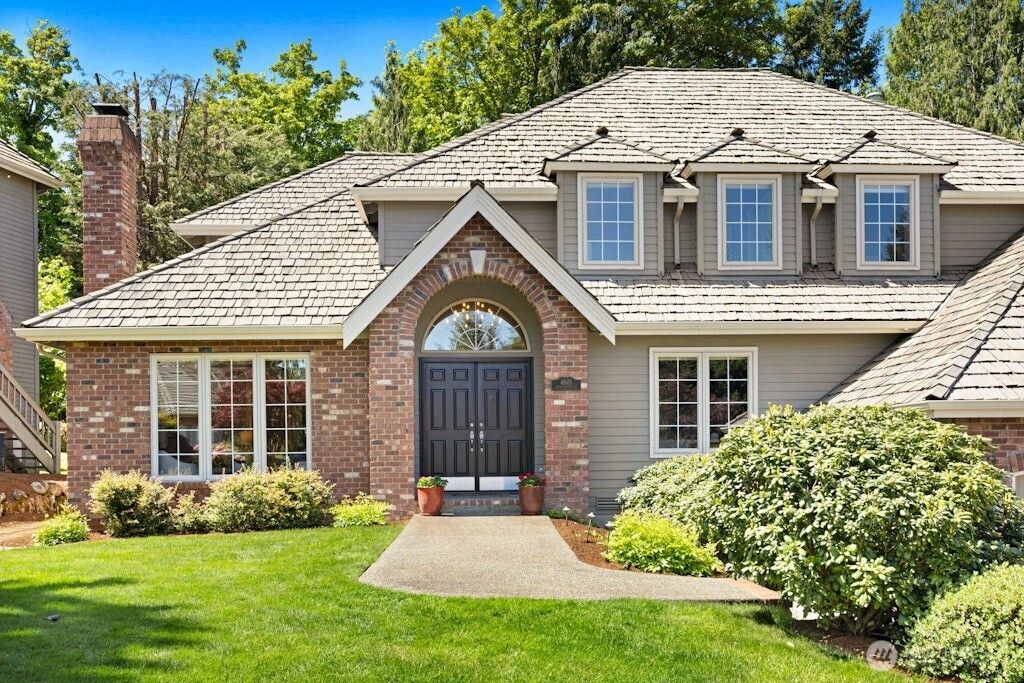 Photo of 4649 225th Avenue SE, Sammamish, WA 98075 (MLS # 2522100)