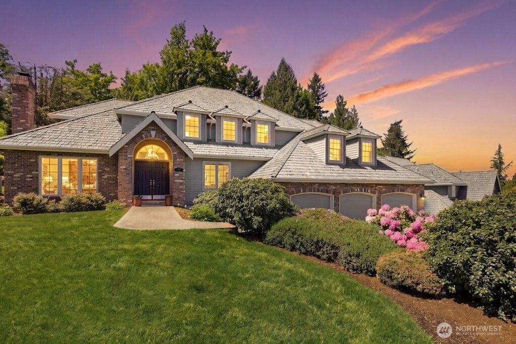 Photo of 4649 225th Avenue SE, Sammamish, WA 98075 (MLS # 2522100)