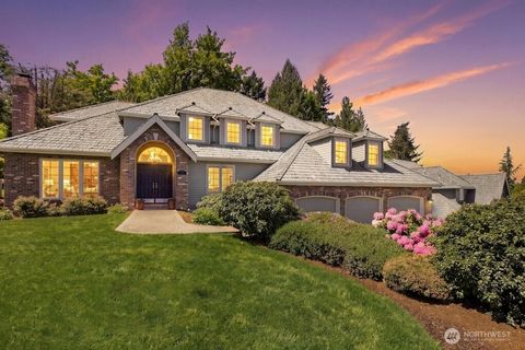 Photo of 4649 225th Avenue SE, Sammamish, WA 98075 (MLS # 2522100)