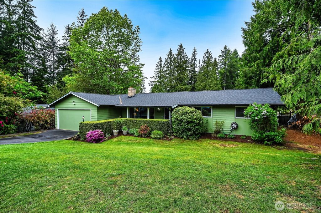 Photo of 5915 148th Place SW, Edmonds, WA 98026 (MLS # 2374858)