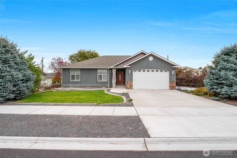 Photo of 26 Ginkgo Street S, Soap Lake, WA 98851 (MLS # 2448570) Photo of 26 Ginkgo Street S, Soap Lake, WA 98851 (MLS # 2448570)