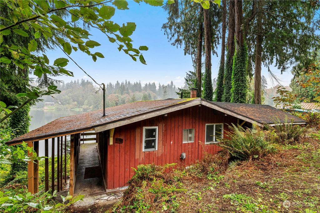 Photo of 6901 Olive Avenue, Stanwood, WA 98292 (MLS # 2302473)