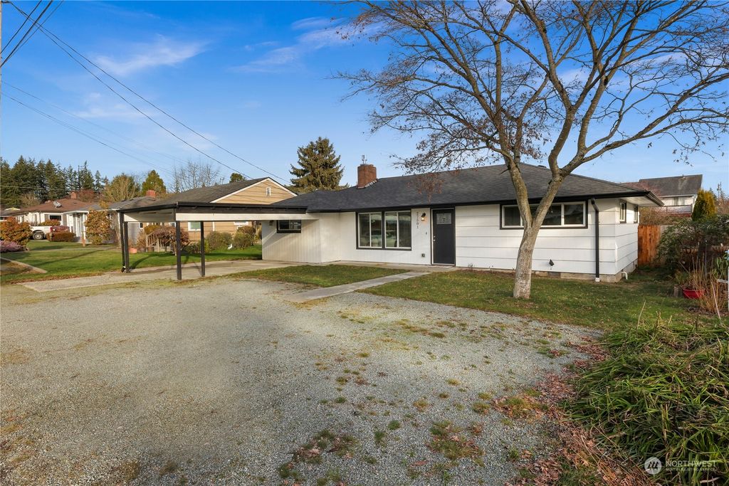 Photo of 27501 80th Drive NW, Stanwood, WA 98292 (MLS # 2191675)