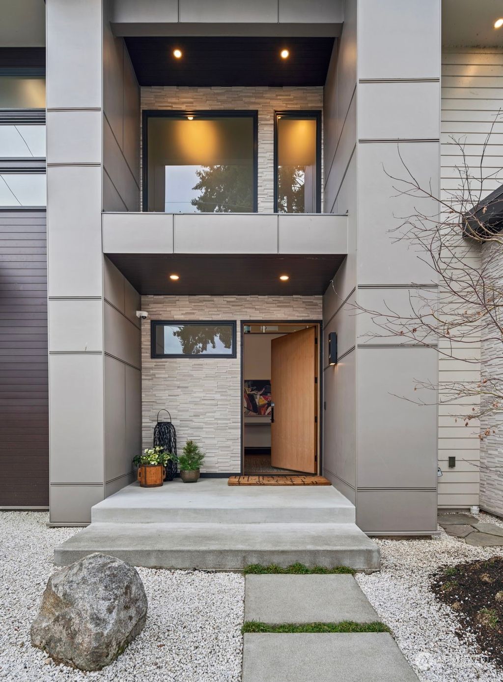 Photo of 3029 110th Avenue SE, Bellevue, WA 98004 (MLS # 2200780)