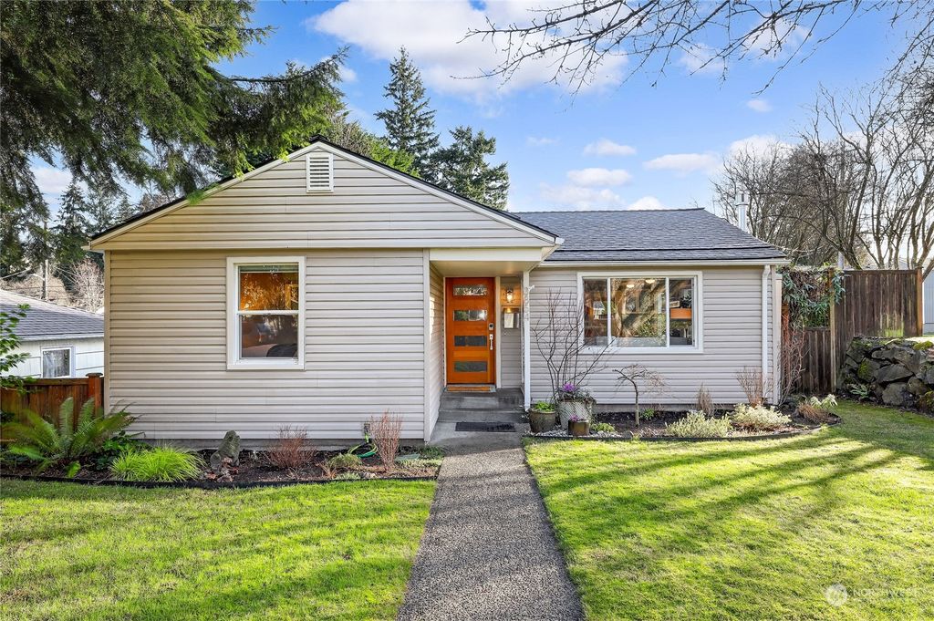 Photo of 3854 48th Avenue SW, Seattle, WA 98116 (MLS # 2025337)