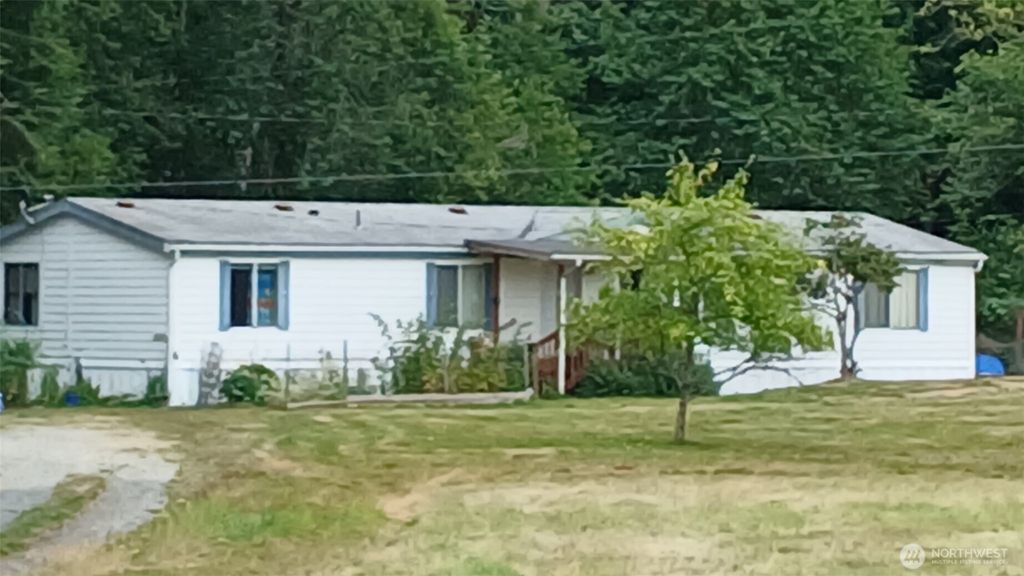 Photo of 12424 212th Street NE, Arlington, WA 98223 (MLS # 2422032)