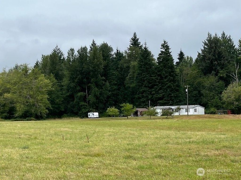 Photo of 12424 212th Street NE, Arlington, WA 98223 (MLS # 2422032)