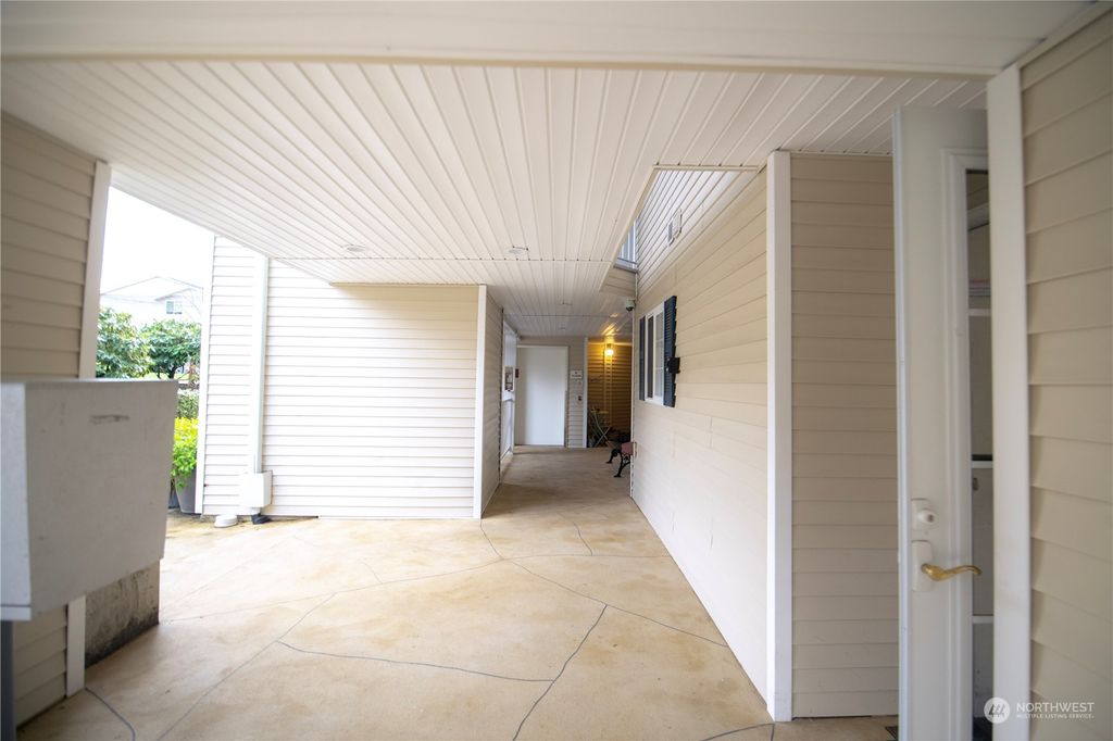 Photo of 509 1st Street #103, Snohomish, WA 98290 (MLS # 2024201)