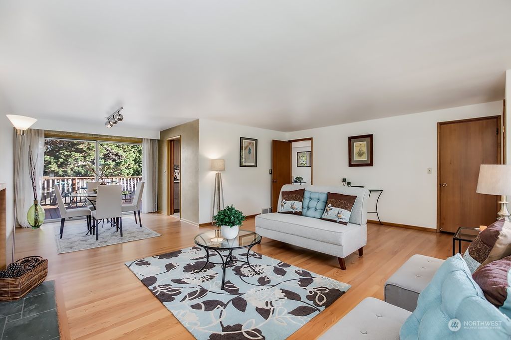 Photo of 6302 54th Avenue NE, Seattle, WA 98115 (MLS # 2022467)