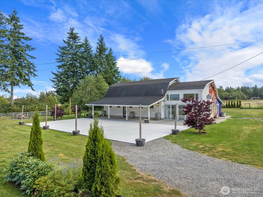 Photo of 21520 50th Avenue NW, Stanwood, WA 98292 (MLS # 2486528)