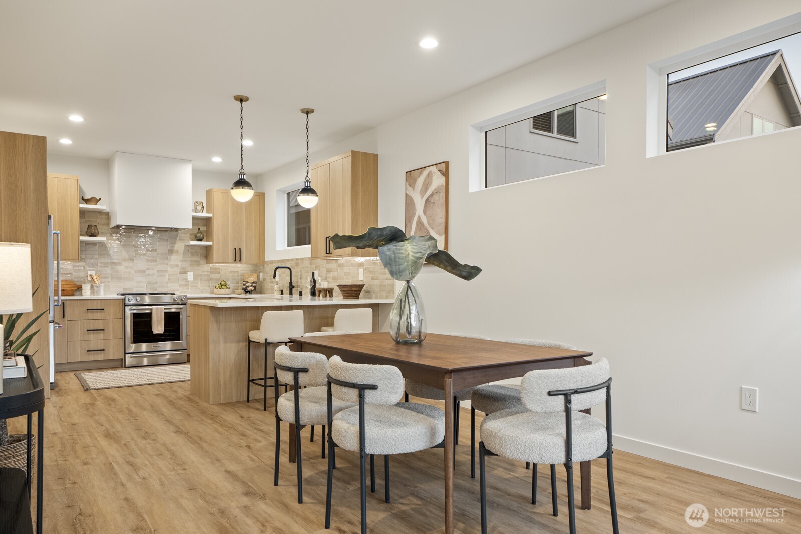 Seattle, Washington, 98116, United States, 3 Bedrooms Bedrooms, ,3 BathroomsBathrooms,Residential,Active,1942352
