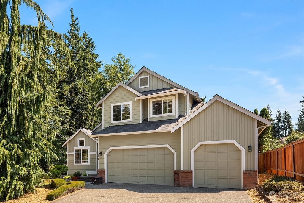 Photo of 7726 134th Avenue NE, Redmond, WA 98052 (MLS # 2134666)