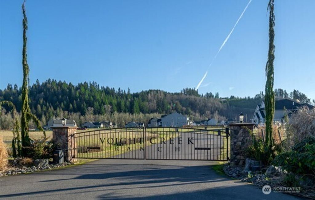 Photo of 19017 Voight Meadows Road E, Orting, WA 98360 (MLS # 2509467)
