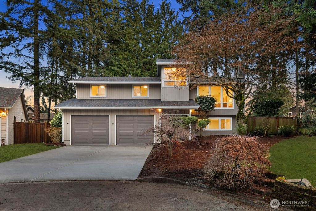 Photo of 14151 91st Court NE, Kirkland, WA 98034 (MLS # 2461547)