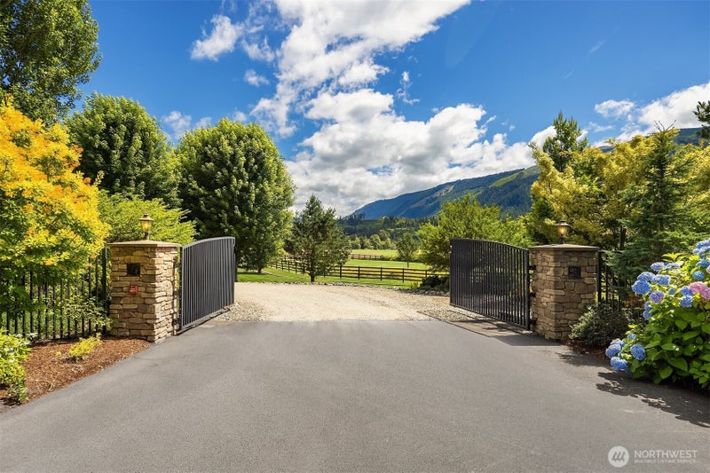 23212 S Brooks Creek Road