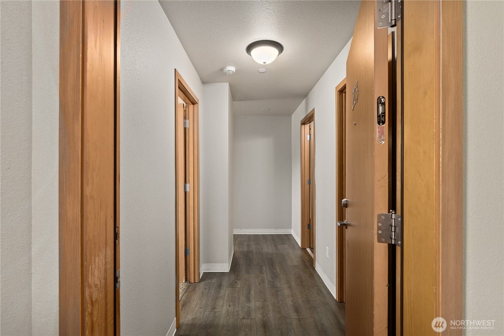 Photo of 10790 16th Avenue SW, Seattle, WA 98146 (MLS # 2584938)
