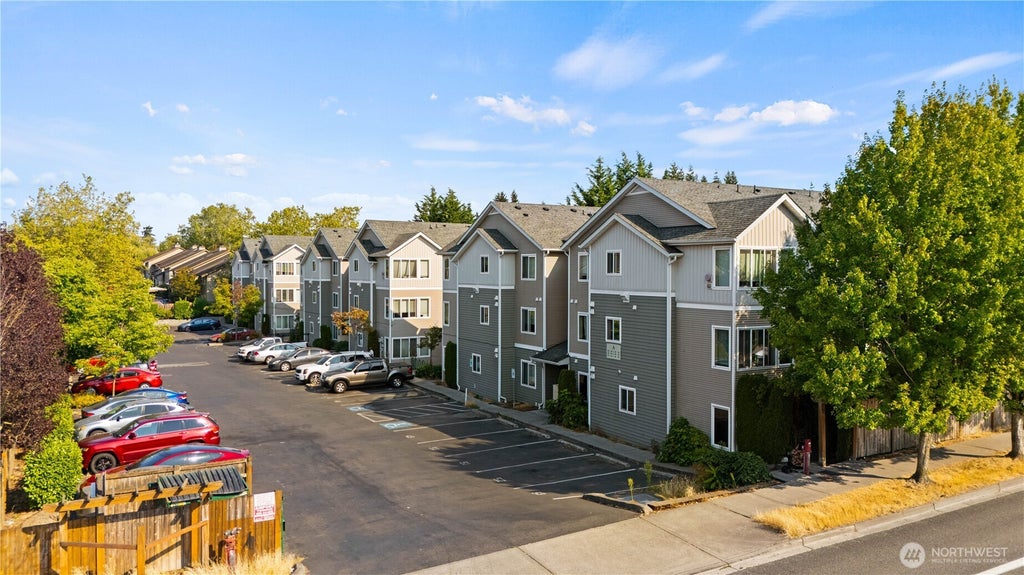 Photo of 10790 16th Avenue SW, Seattle, WA 98146 (MLS # 2584938)