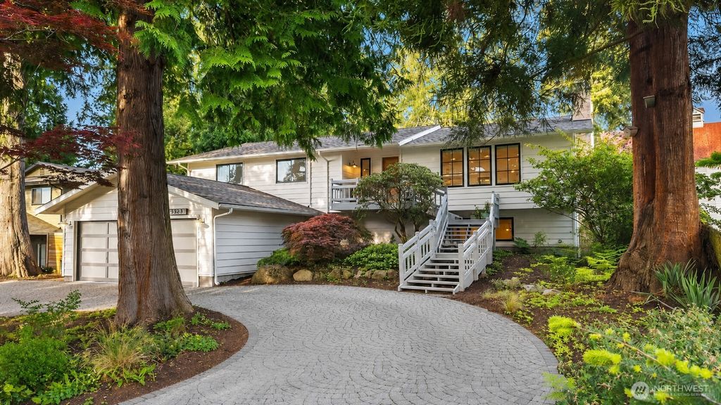 Photo of 22531 98th Avenue W, Edmonds, WA 98020 (MLS # 2518547)