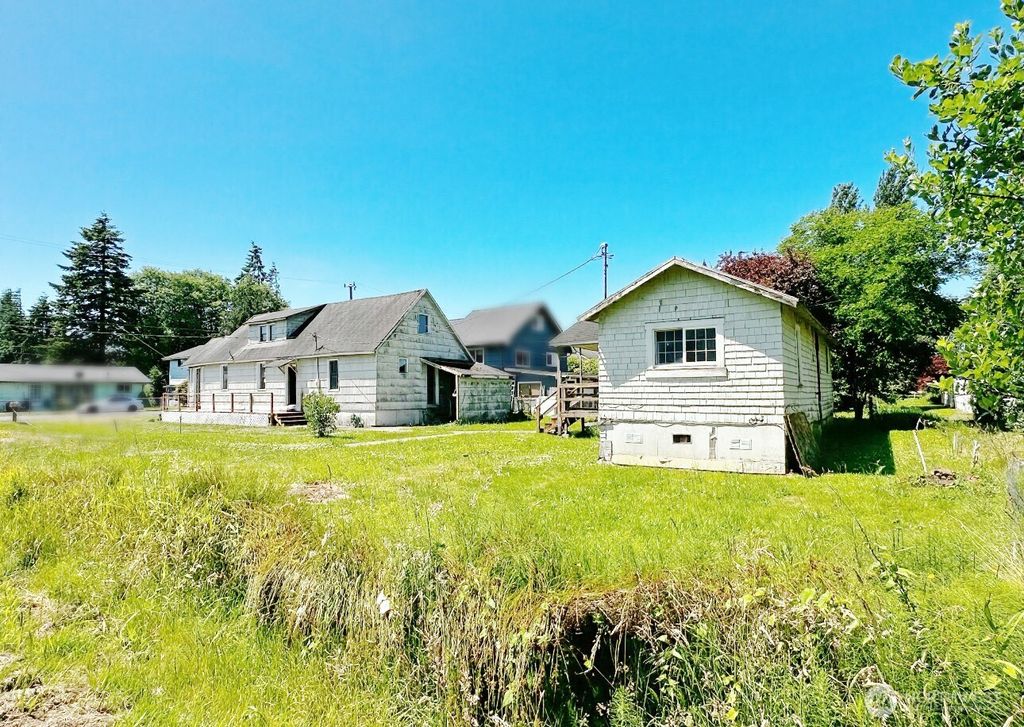 Photo of 1202 W Perry Street W, Aberdeen, WA 98520 (MLS # 2448620)