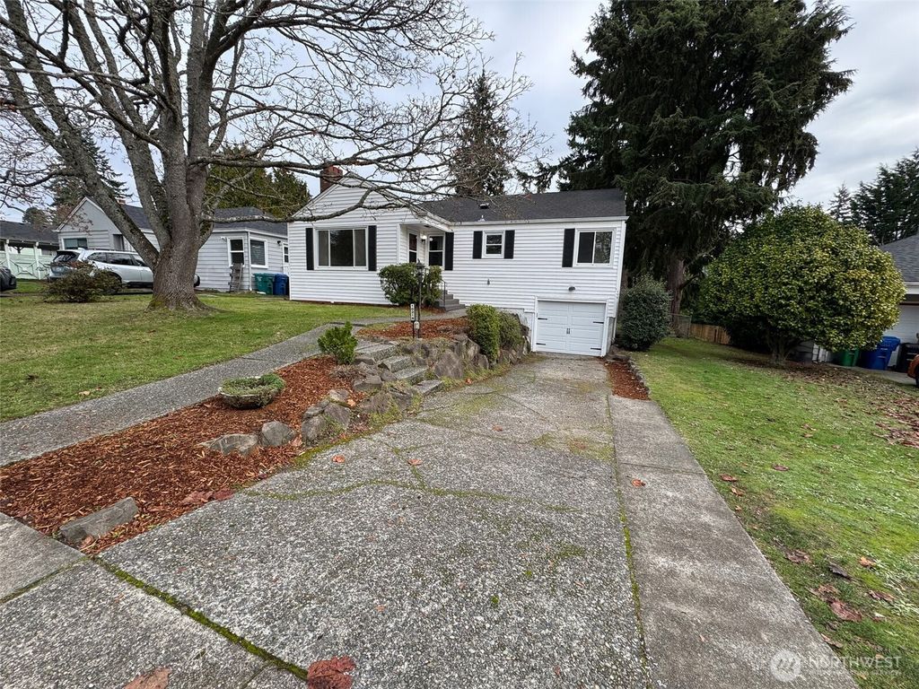 Photo of 10218 34 Avenue SW, Seattle, WA 98146 (MLS # 2460330)