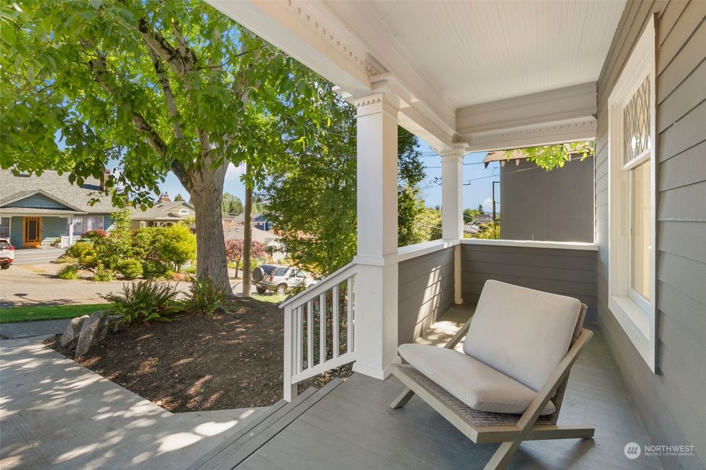 Photo of 515 N 72nd Street #1, Seattle, WA 98103 (MLS # 2140448)