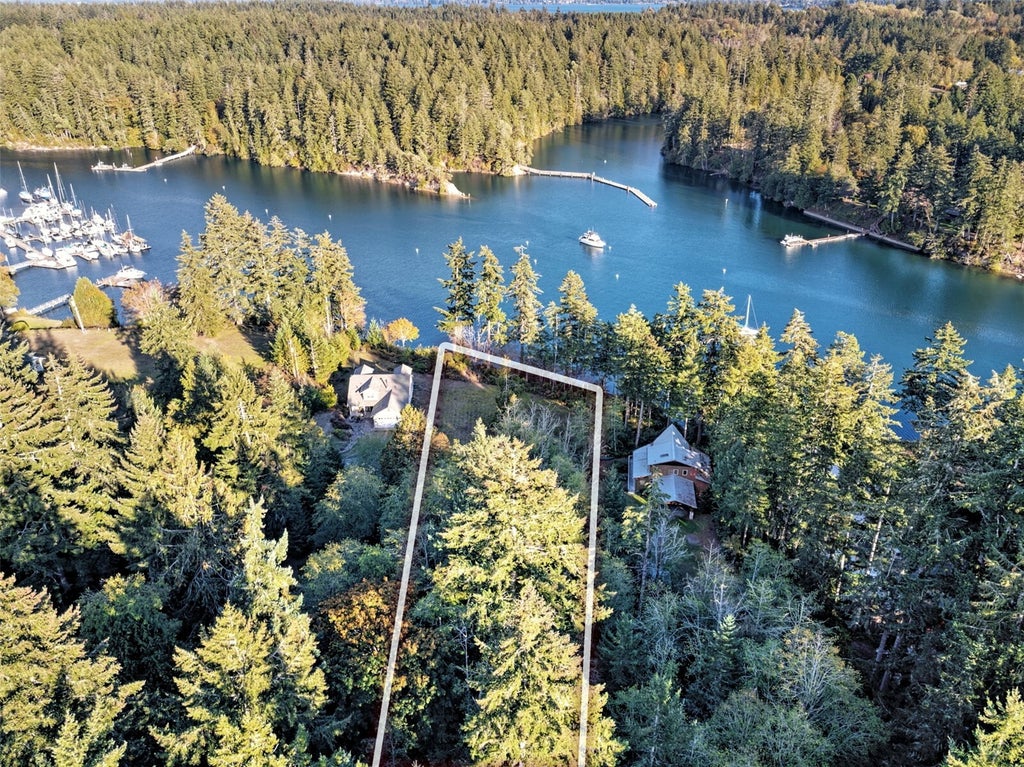 Photo of 14 E Wilson Road, Shelton, WA 98584 (MLS # 2595517)