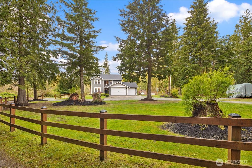 Photo of 18302 437th Drive NE, Gold Bar, WA 98251 (MLS # 2500750)