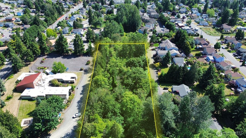 Photo of 4950 S 298th St, Auburn, WA 98001 (MLS # 2387877)