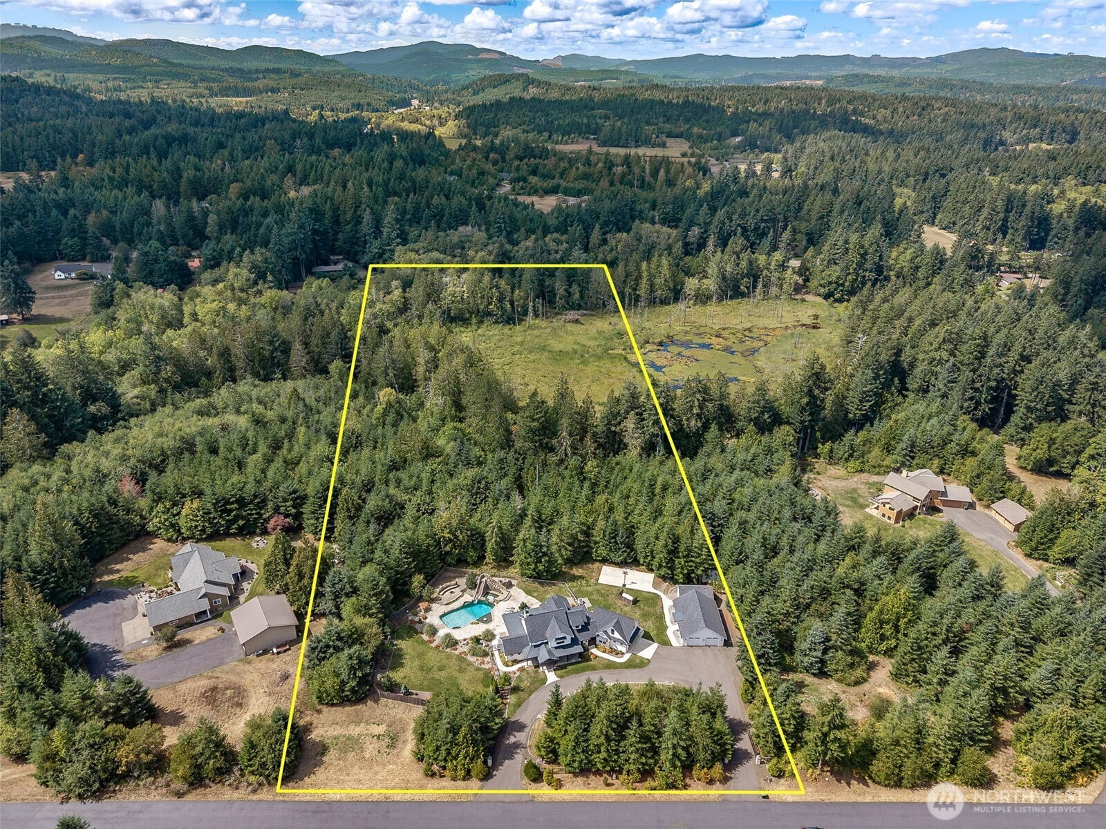 4327 Creekview Lane NW