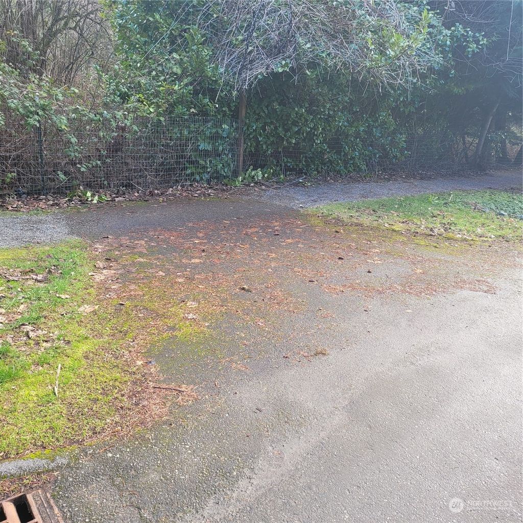 Photo of 3724 116th Avenue NE, Bellevue, WA 98004 (MLS # 2216014)