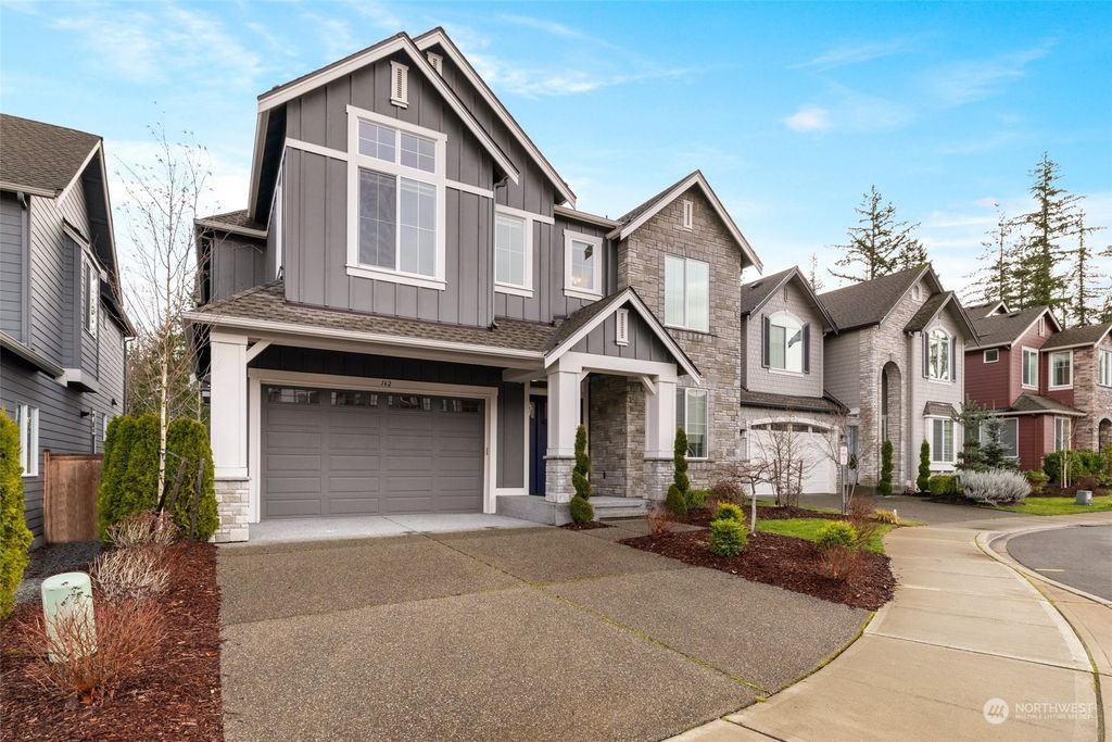 Photo of 162 216th Place SE, Sammamish, WA 98074 (MLS # 2200274)