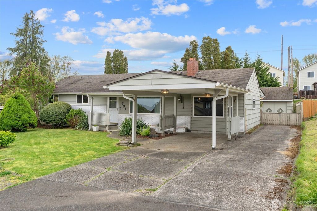 Photo of 331 81st Avenue NE, Lake Stevens, WA 98258 (MLS # 2515583)