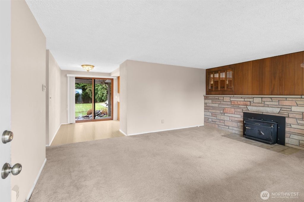 Photo of 331 81st Avenue NE, Lake Stevens, WA 98258 (MLS # 2515583)