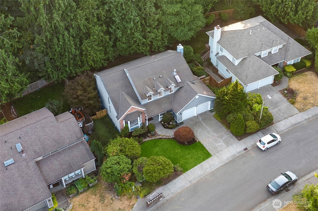 Photo of 13815 176th Place NE, Redmond, WA 98052 (MLS # 2567013)