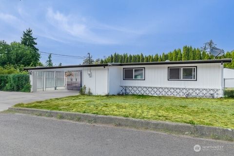 Photo of 4911 S 97th Street E, Tacoma, WA 98446 (MLS # 2437160)