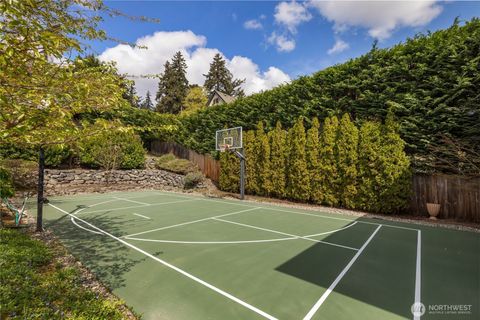 Photo of 8551 NE Juanita Drive, Kirkland, WA 98034 (MLS # 2512206)