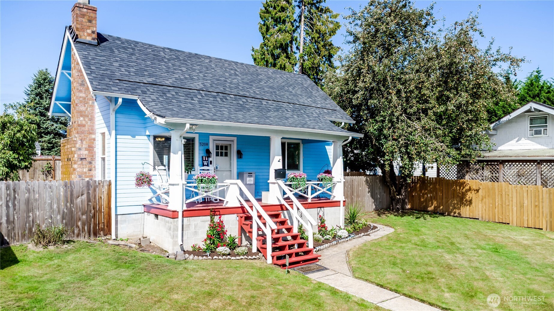 5208 S Cushman Ave