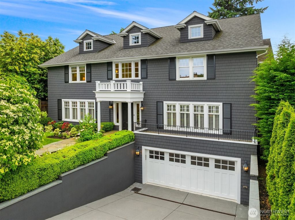 Photo of 1325 Broadmoor Drive E, Seattle, WA 98112 (MLS # 2386934)