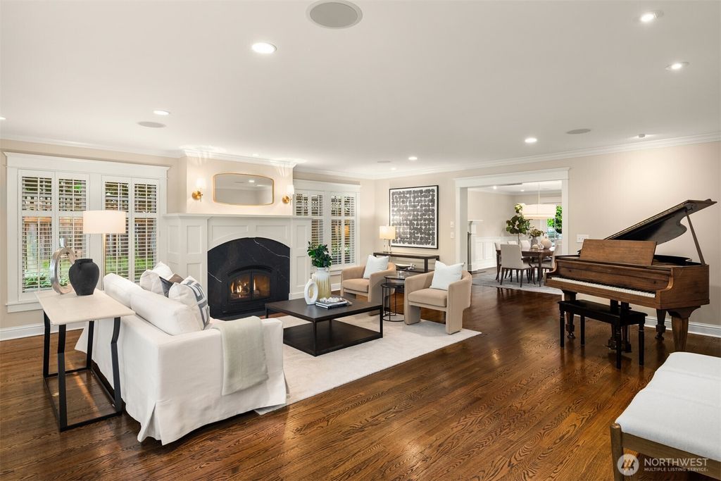 Photo of 1325 Broadmoor Drive E, Seattle, WA 98112 (MLS # 2386934)